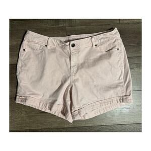 Lane Bryant Girlfriend Short‎ Light Pink Cuffed Size 18
